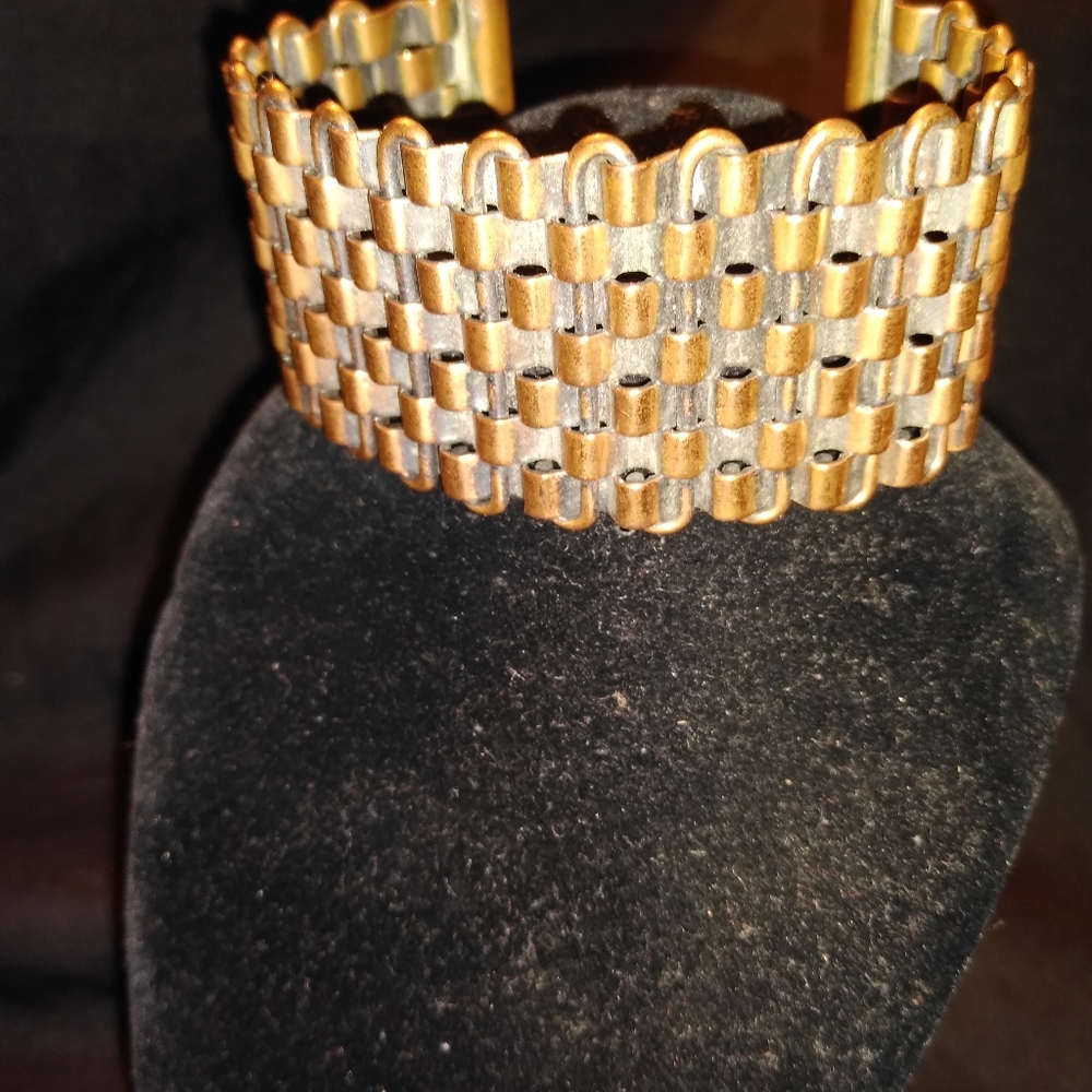 Renior vintage basket weave  bracelet
